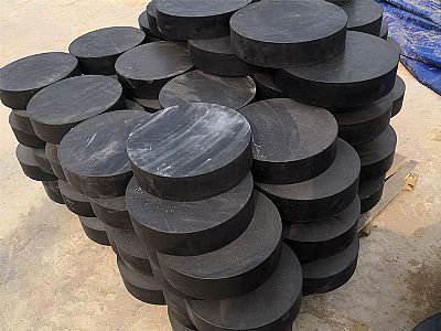 景泰县板式橡胶支座由若干层橡胶片与薄钢板经加压硫化